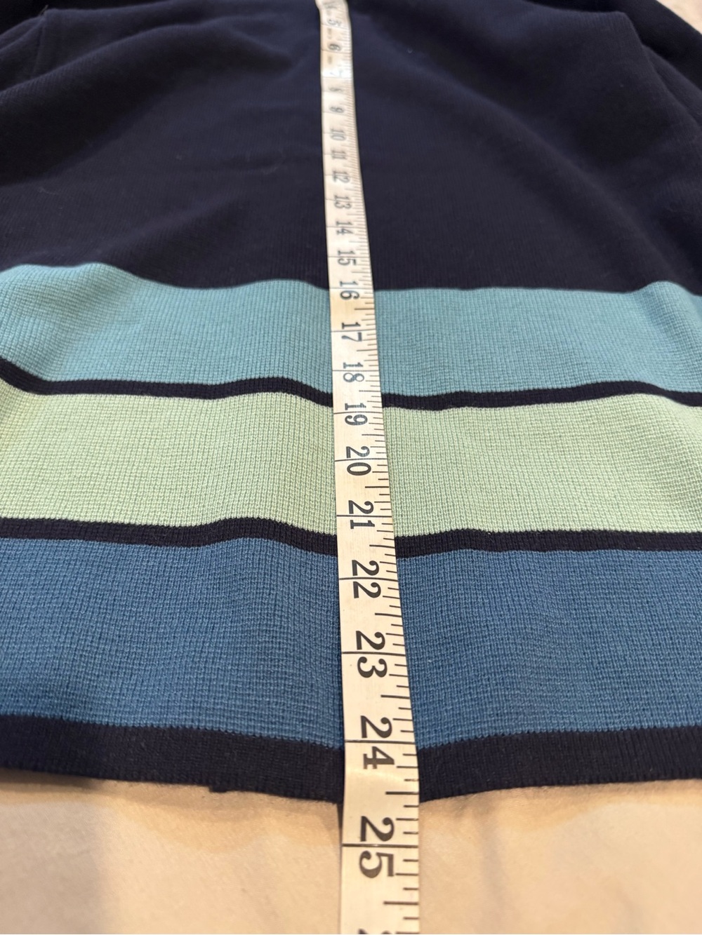 Button down sweater - Picture 4 of 8